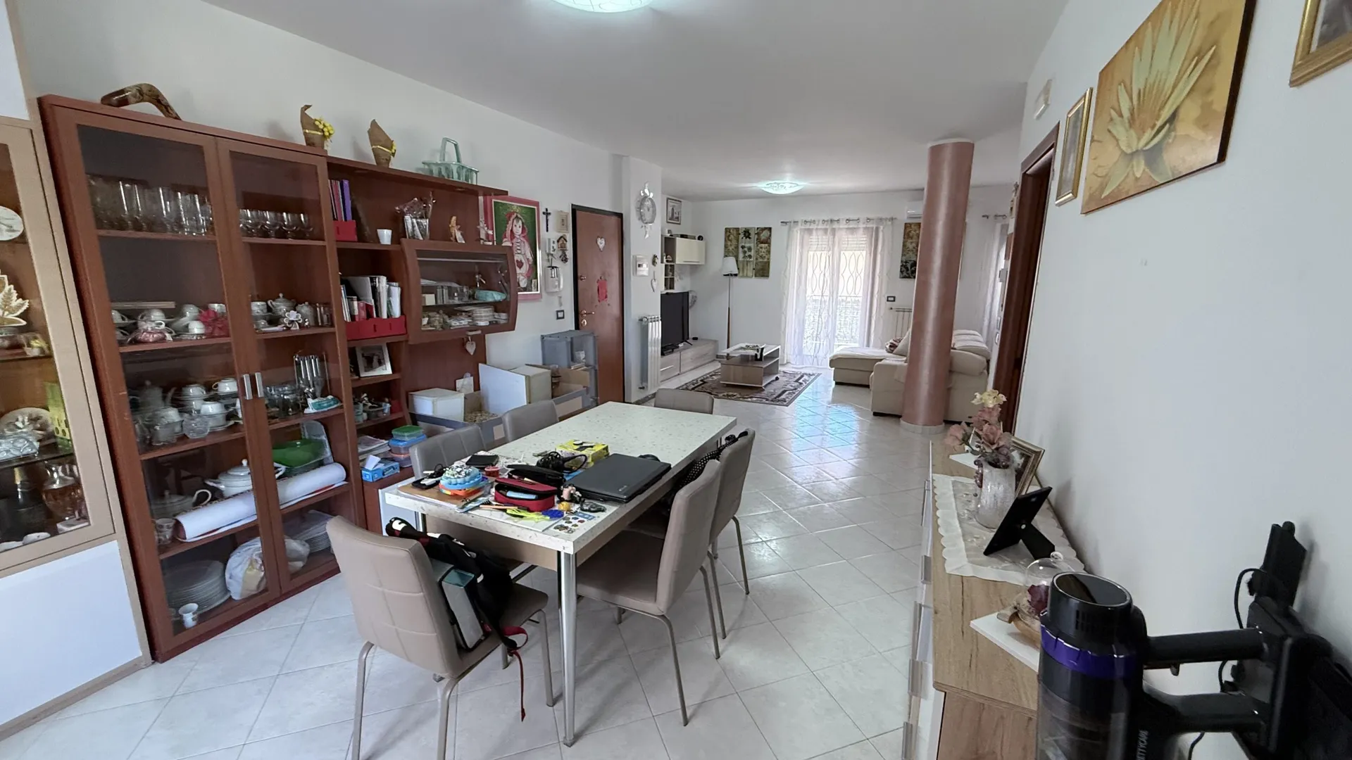 Luminoso appartamento duplex al primo e secondo piano di una palazzina realizzata recentemente in zona residenziale e ottimamente servita.