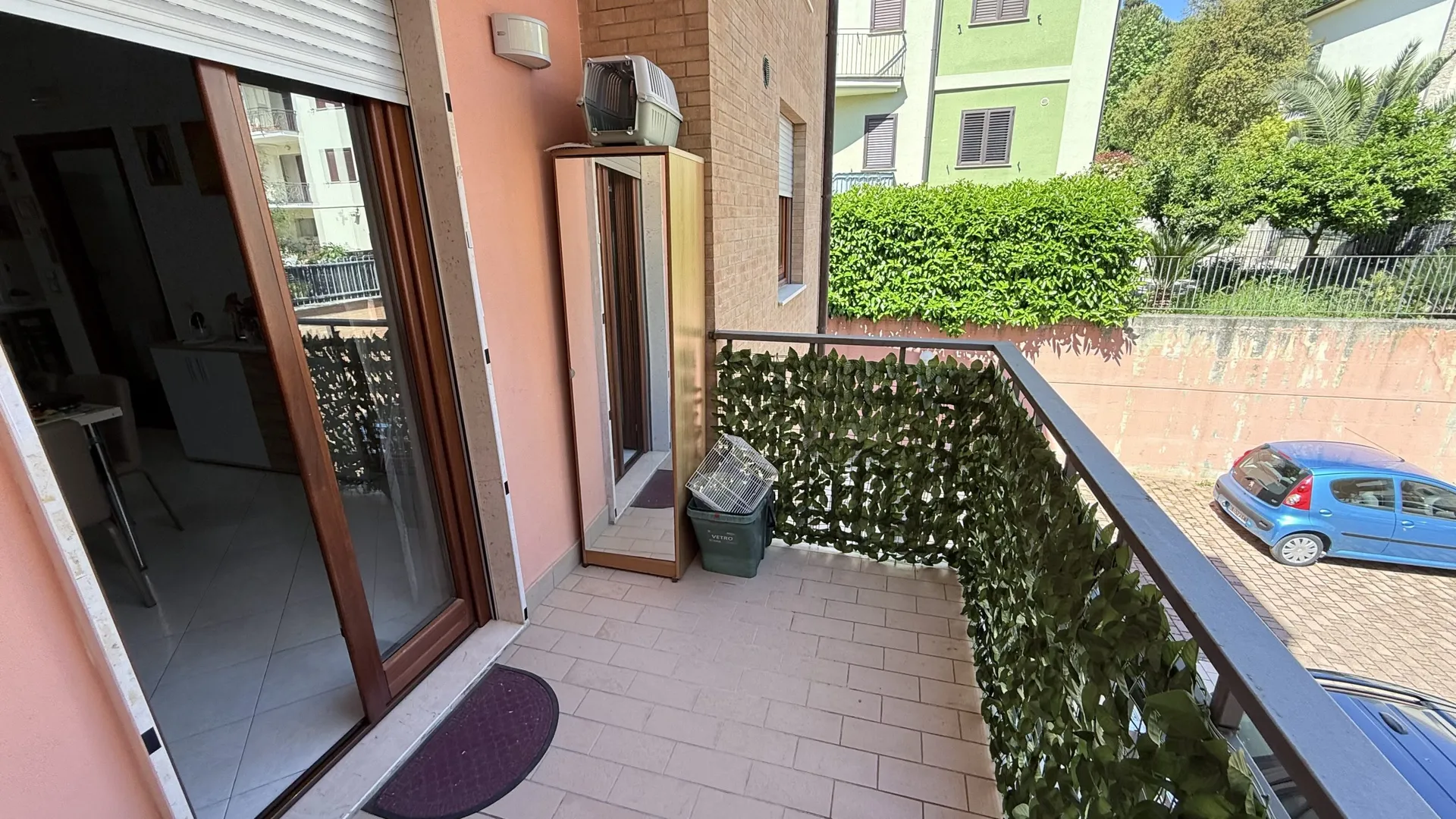 Luminoso appartamento duplex al primo e secondo piano di una palazzina realizzata recentemente in zona residenziale e ottimamente servita.